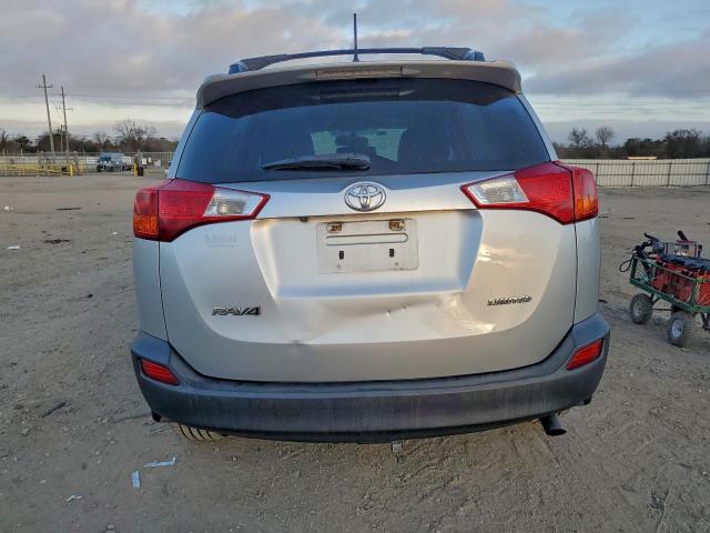 Toyota RAV4 Limited Image 5