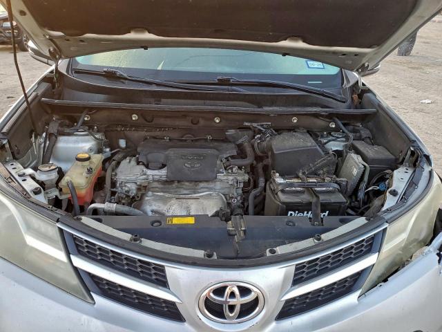 Toyota RAV4 Limited Image 7