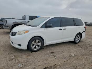  Salvage Toyota Sienna