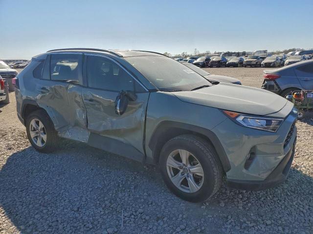 Toyota RAV4 Xle Image 2