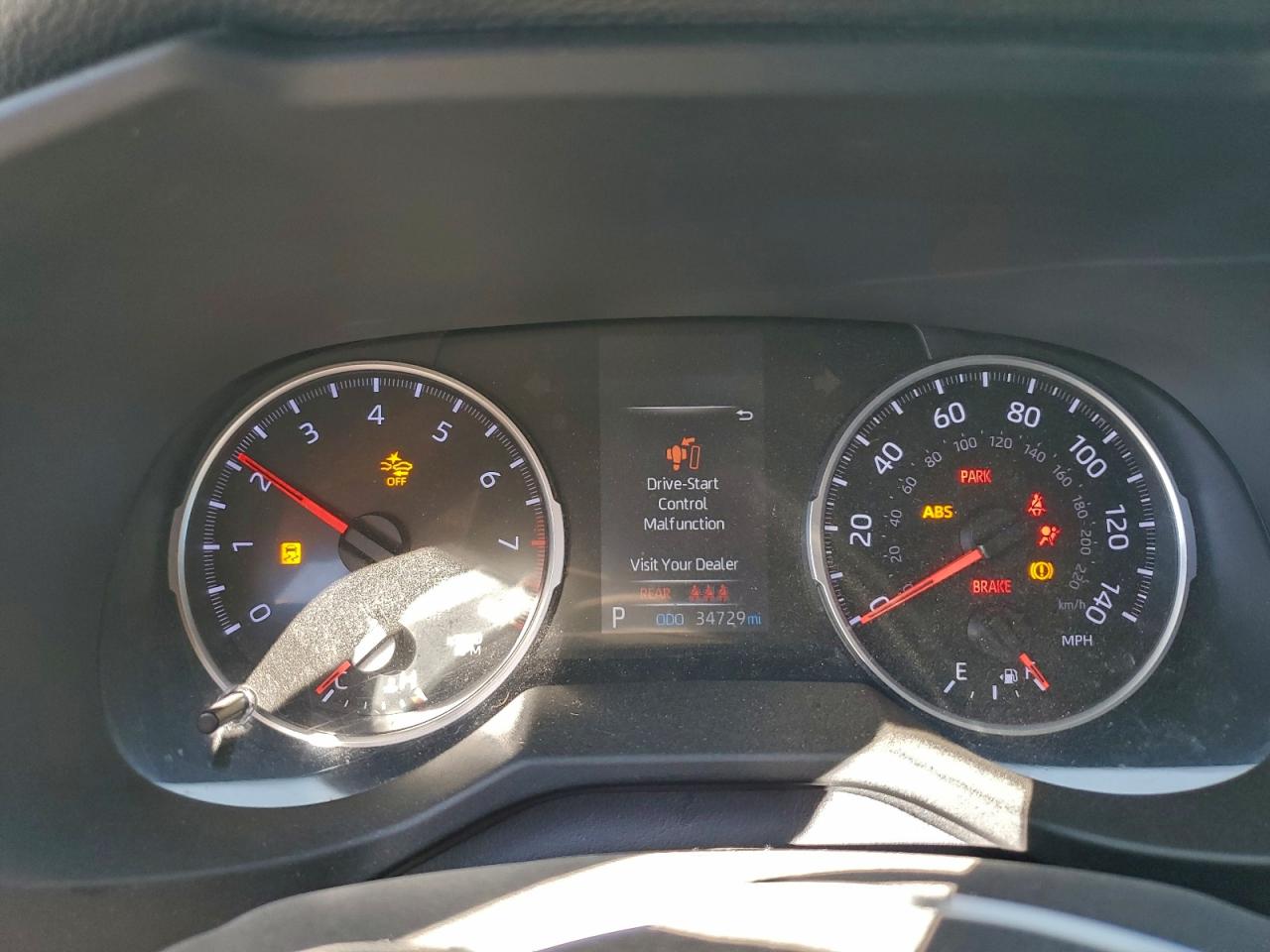 Toyota RAV4 Xle Image 8