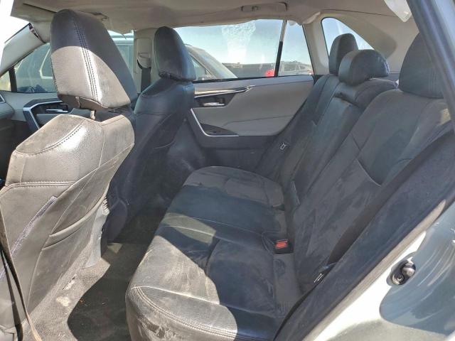 Toyota RAV4 Xle Image 11