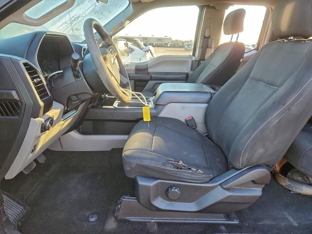 Ford F-150 Super Cab Image 5