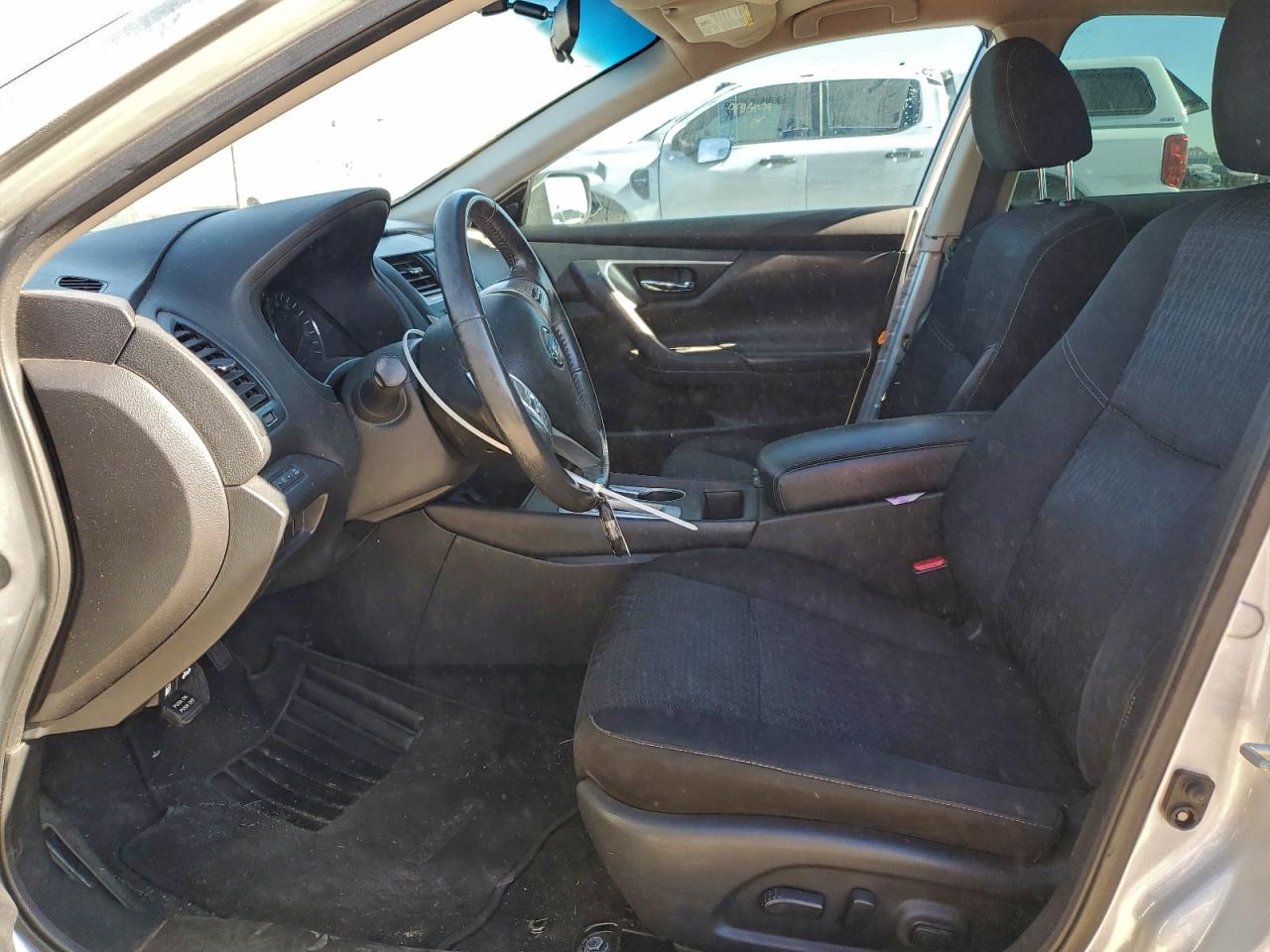 Nissan Altima 2.5 Image 9