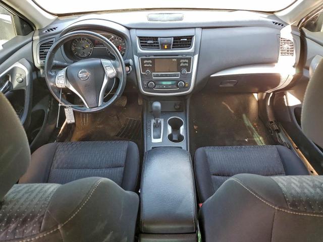 Nissan Altima 2.5 Image 11