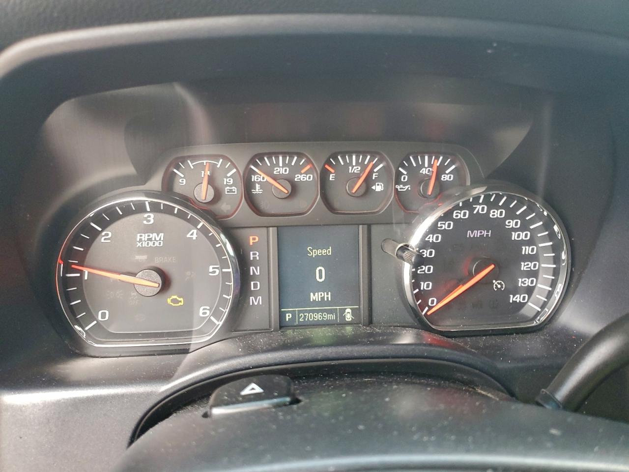 Chevrolet Silverado C1500 Image 2