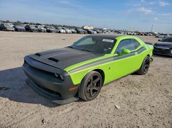  Salvage Dodge Challenger
