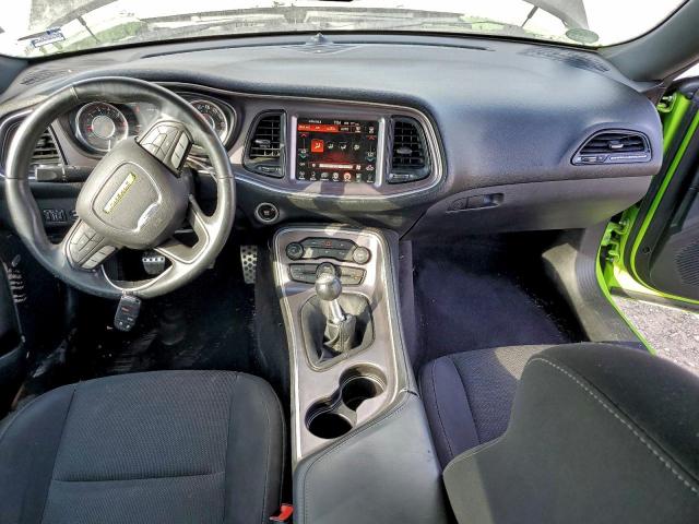 Dodge Challenger R/t Scat Pack Image 8