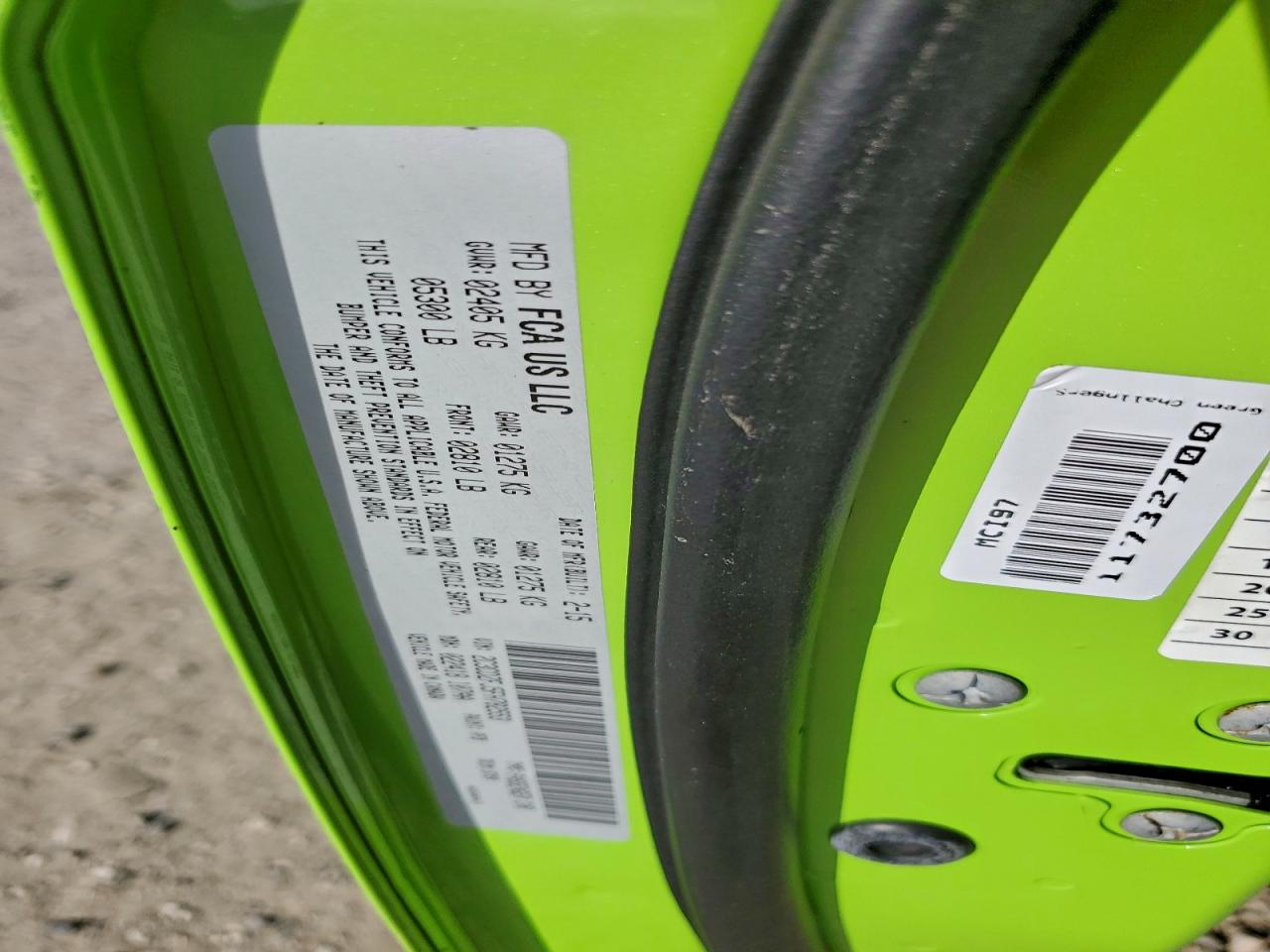 Dodge Challenger R/t Scat Pack Image 4