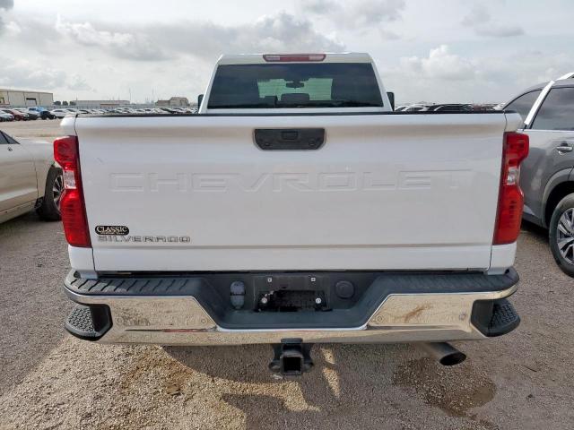Chevrolet Silverado C2500 Heavy Duty Image 2