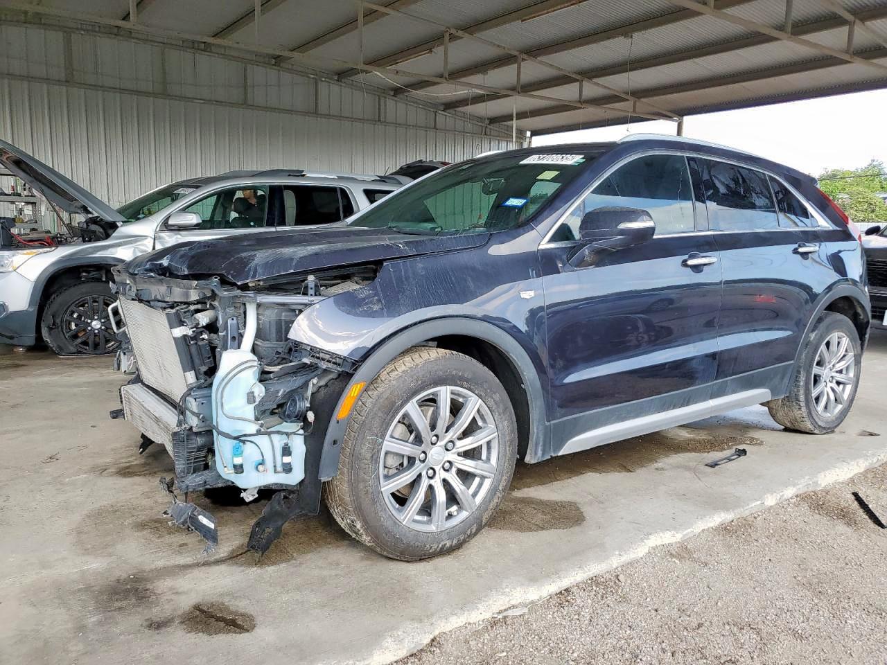 Cadillac XT4 Premium Luxury Image 1