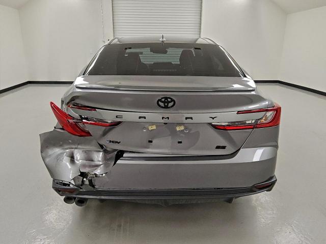 Toyota Camry Xse Image 5