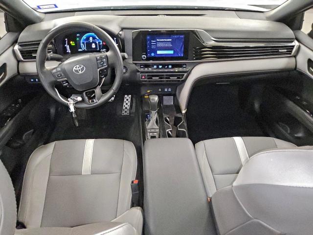 Toyota Camry Xse Image 8