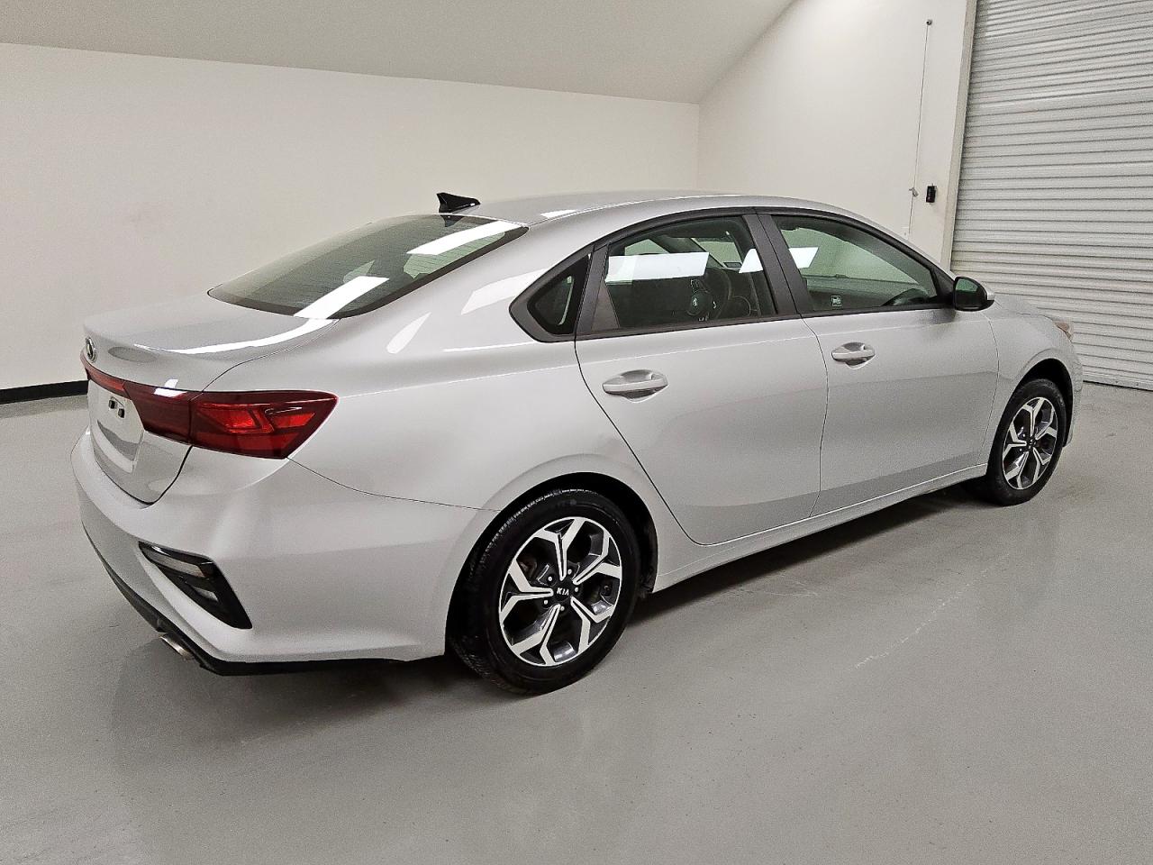 Kia Forte Fe Image 3
