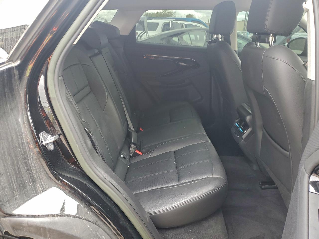 Land Rover Range Rover S Image 6