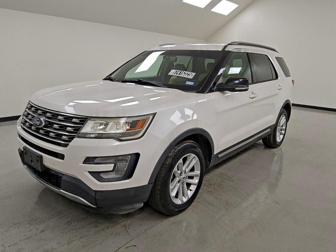 Ford Explorer Xlt Image 1
