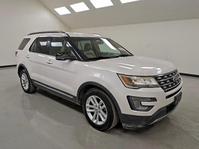 Ford Explorer Xlt Image 9