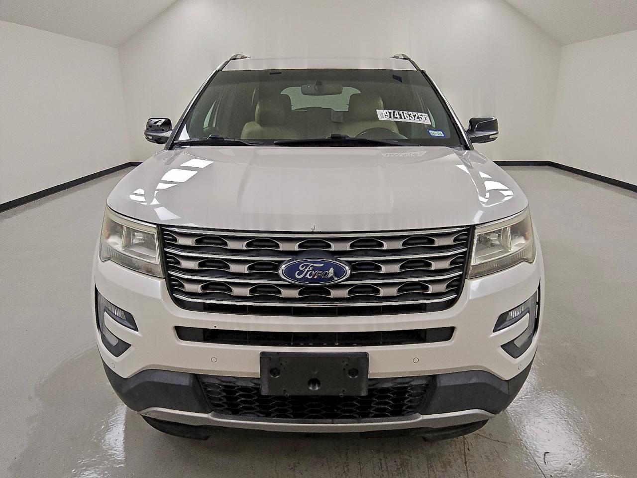 Ford Explorer Xlt Image 10