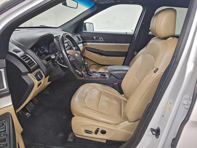Ford Explorer Xlt Image 7