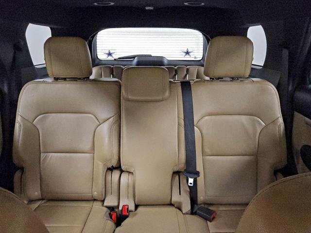 Ford Explorer Xlt Image 8