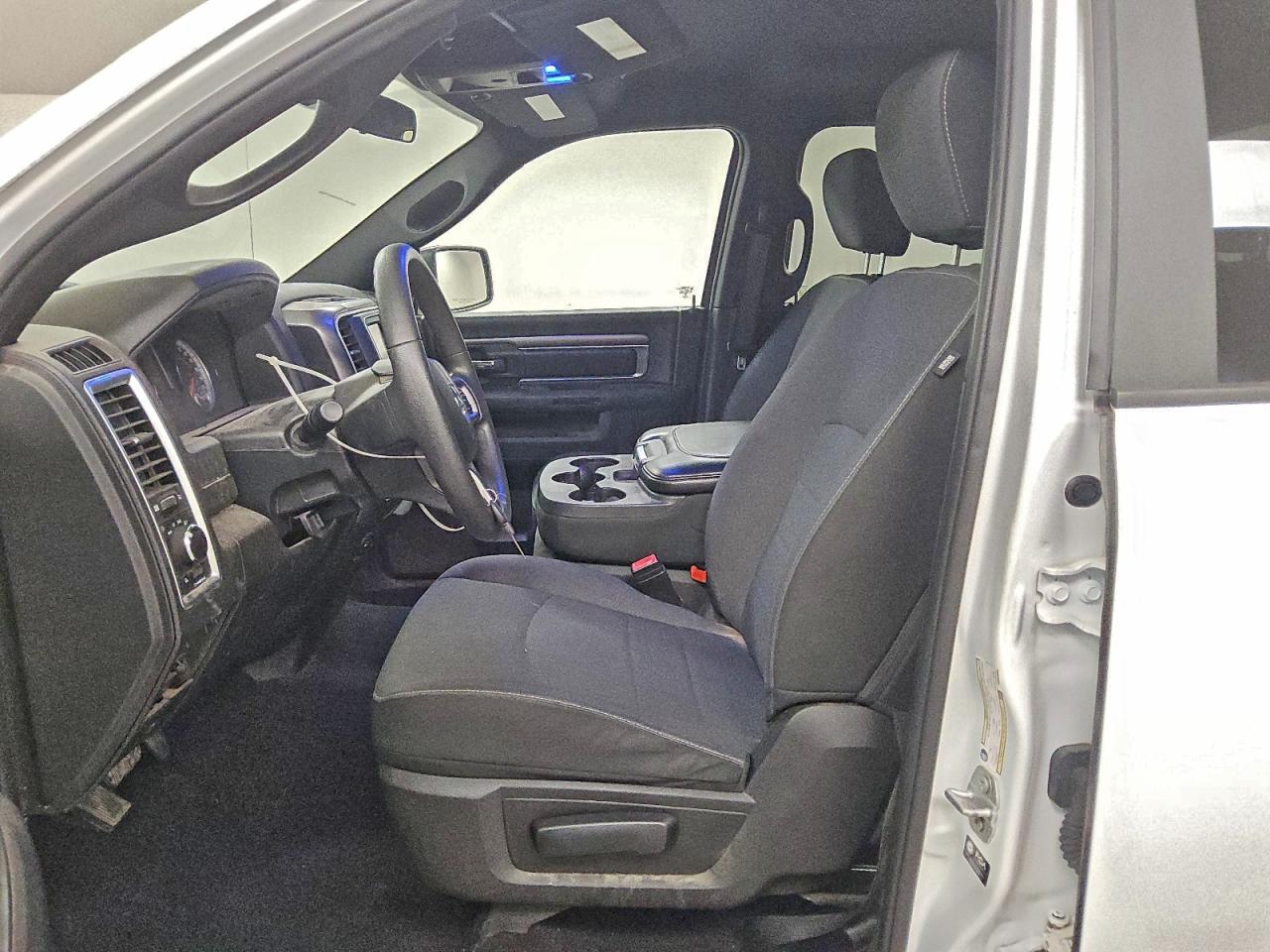 Ram 1500 Slt Image 6