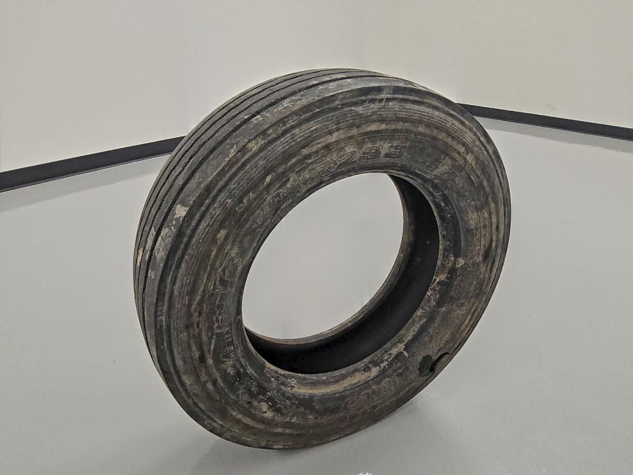 Ram 1500 Slt Image 8