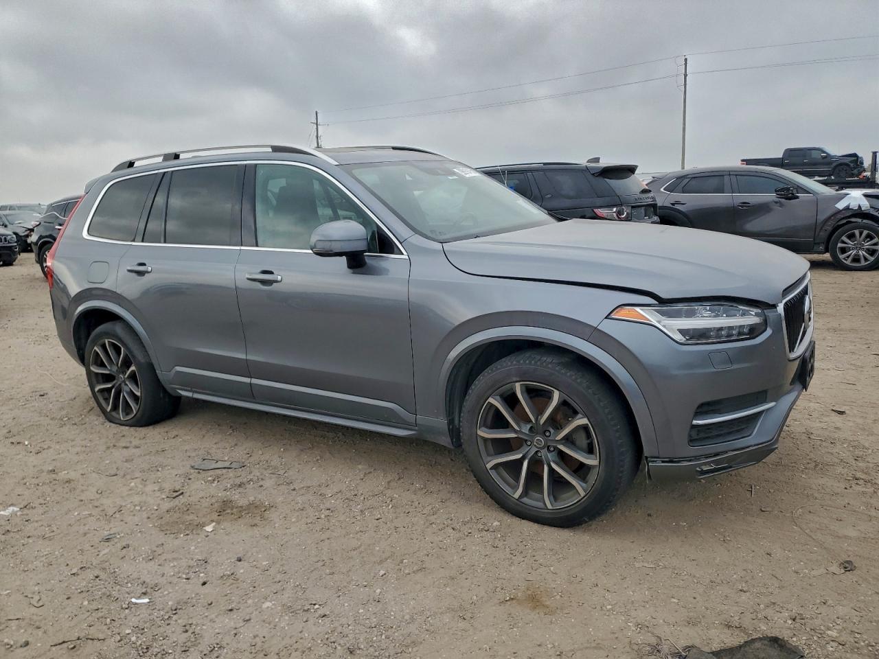 Volvo XC90 T6 Image 9