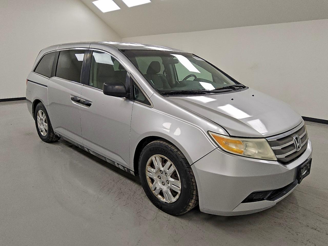 Honda Odyssey Lx Image 5