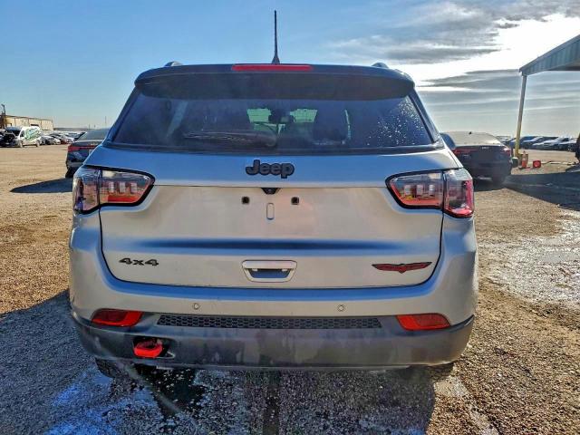 Jeep Compass Trailhawk Image 10