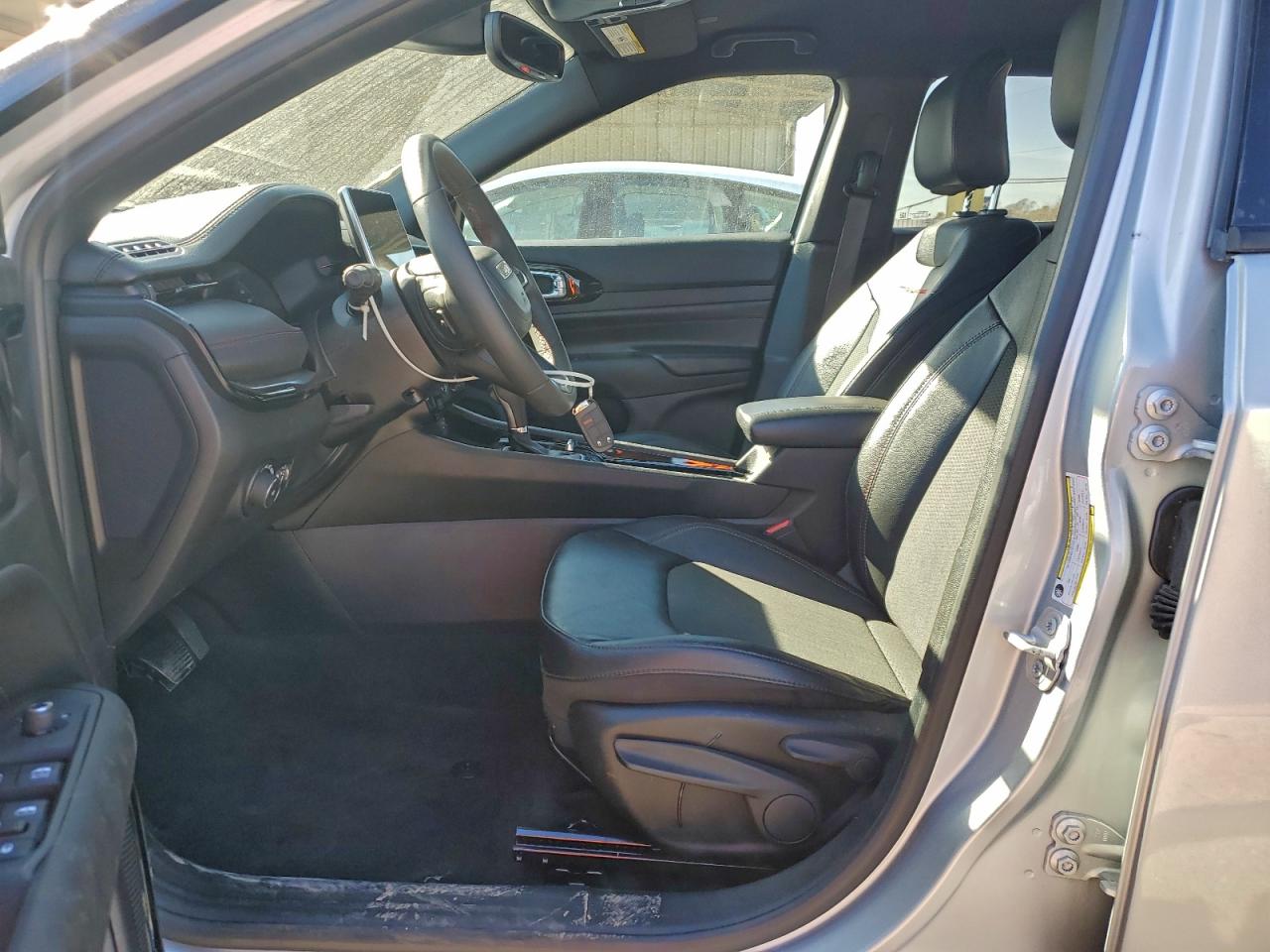 Jeep Compass Trailhawk Image 13