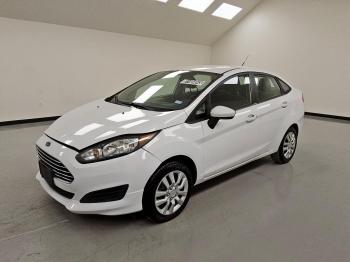  Salvage Ford Fiesta