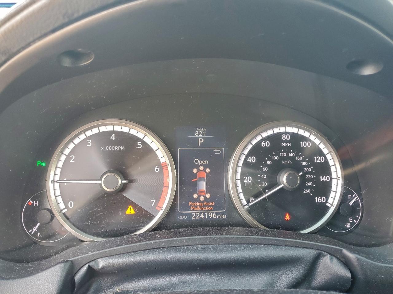 Lexus NX 200t Base Image 6