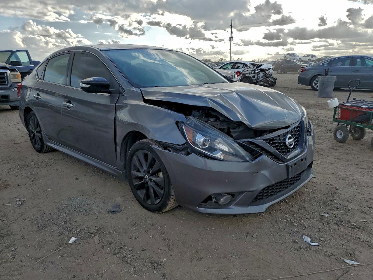 Nissan Sentra S Image 2