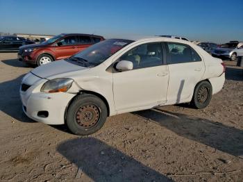  Salvage Toyota Yaris