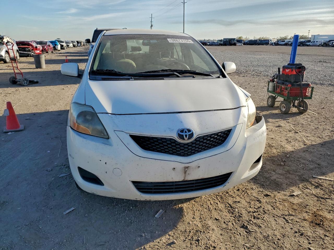 Toyota Yaris Image 8