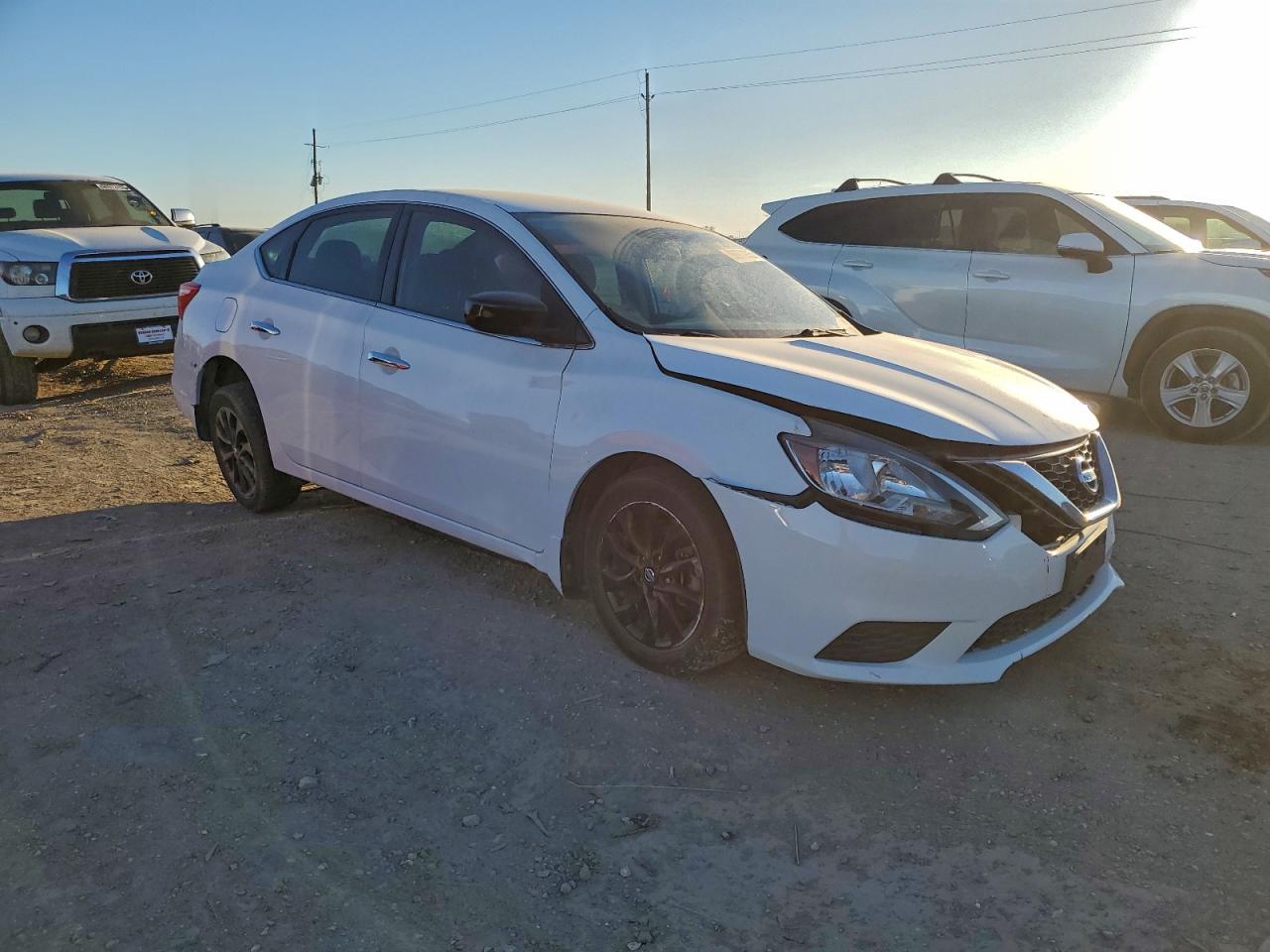 Nissan Sentra S Image 4