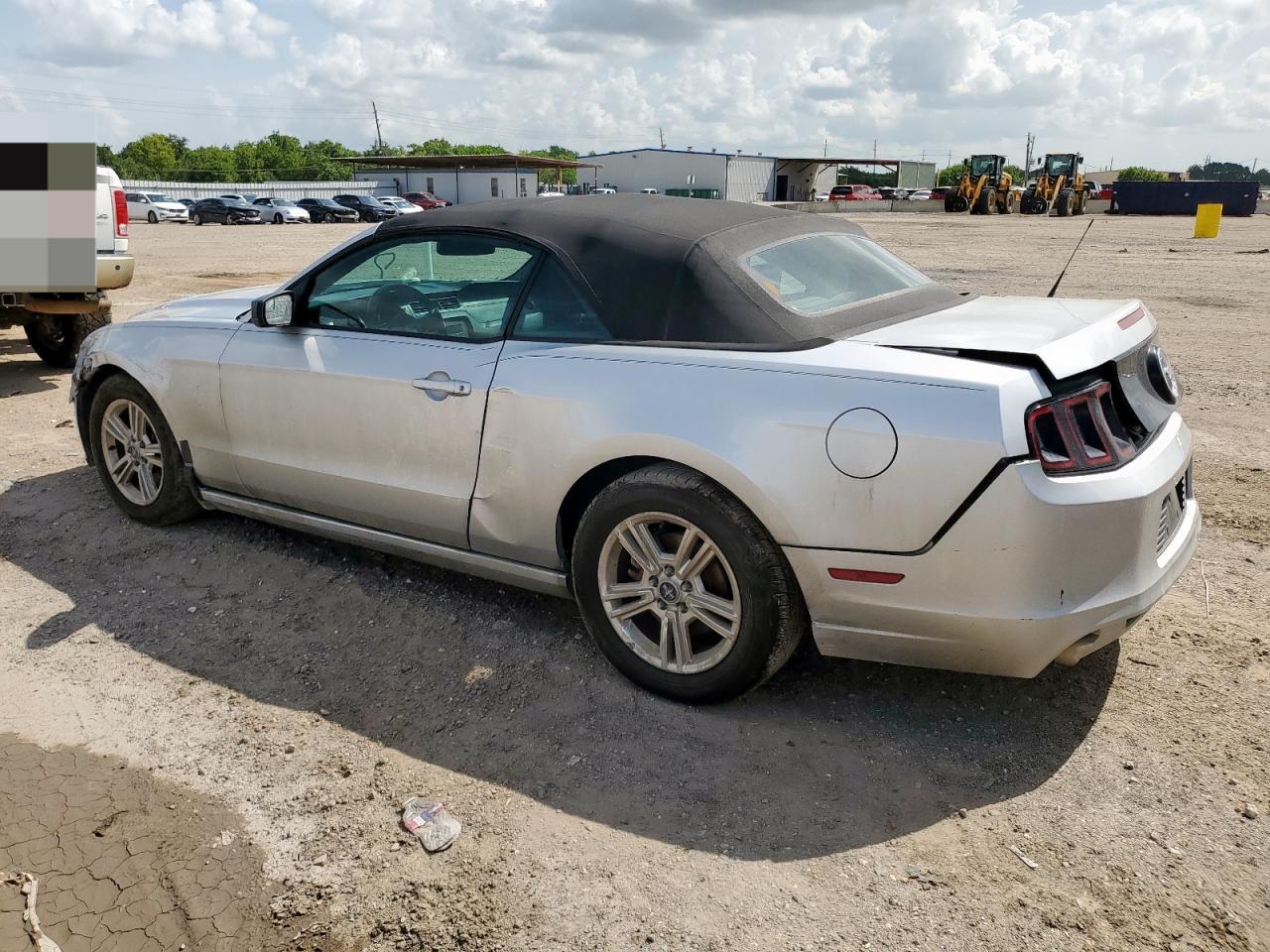 Ford Mustang Image 5