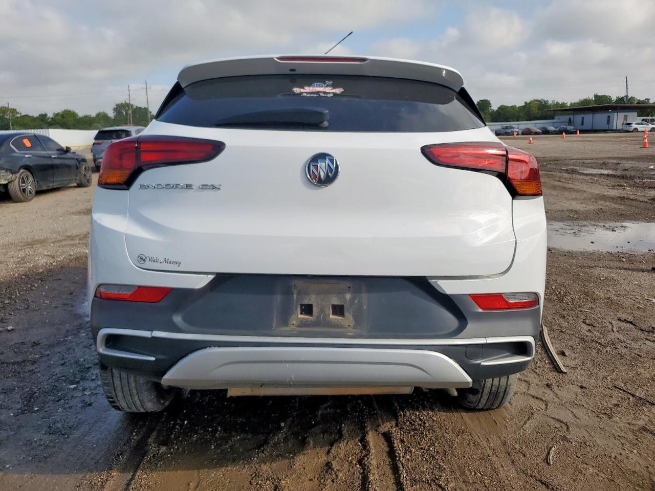 Buick Encore Preferred Image 3