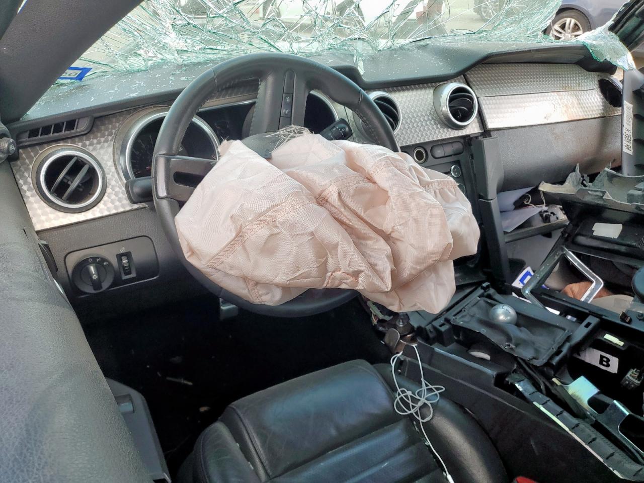 Ford Mustang Gt Image 5