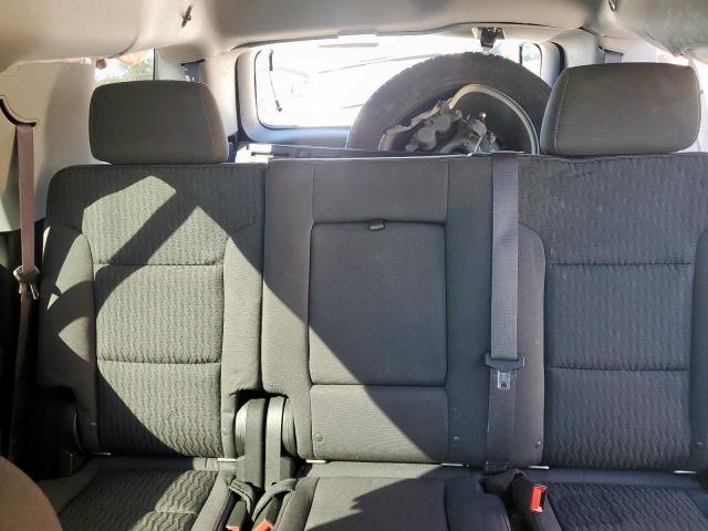 GMC Yukon Sle Image 7