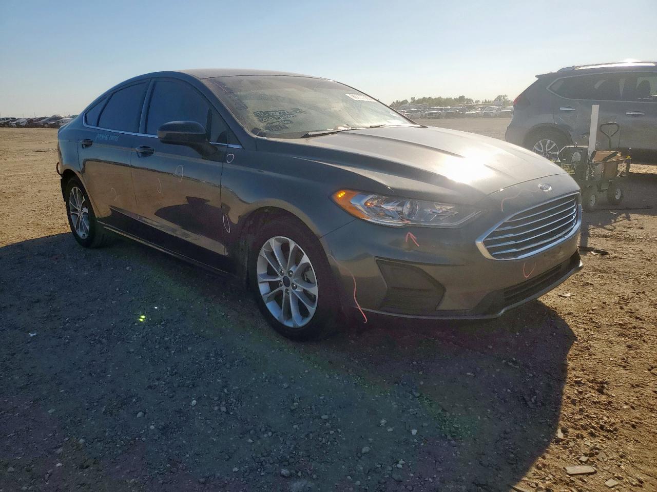 Ford Fusion Se Image 4