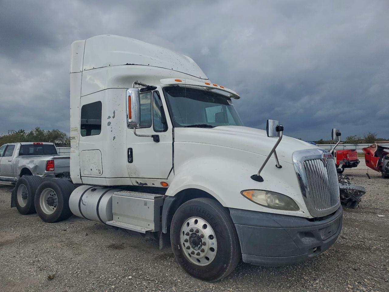 International Prostar Image 1