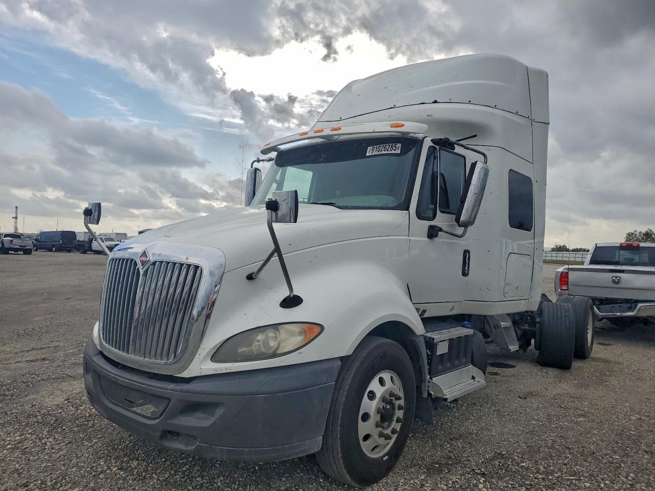 International Prostar Image 3