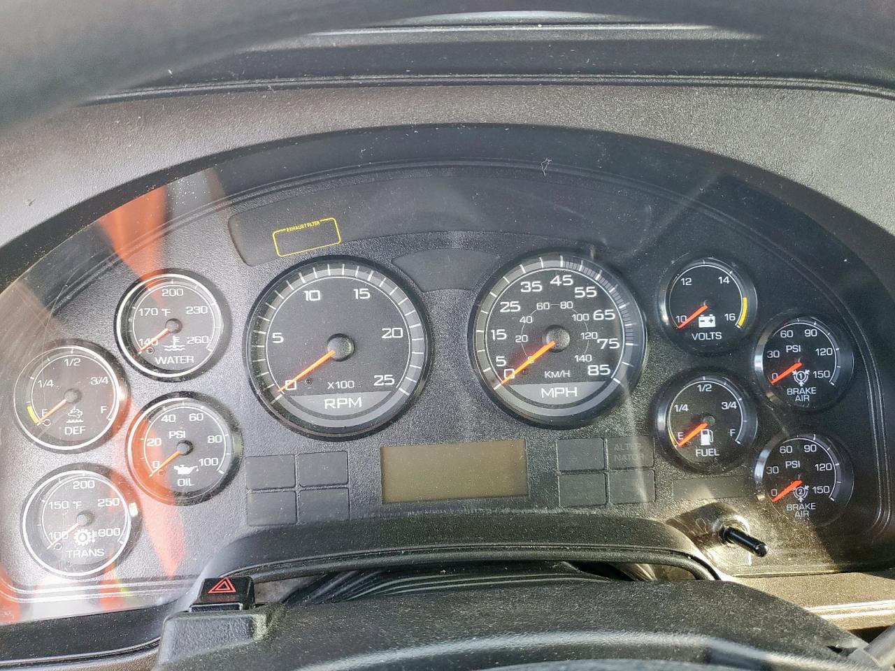 International Prostar Image 8