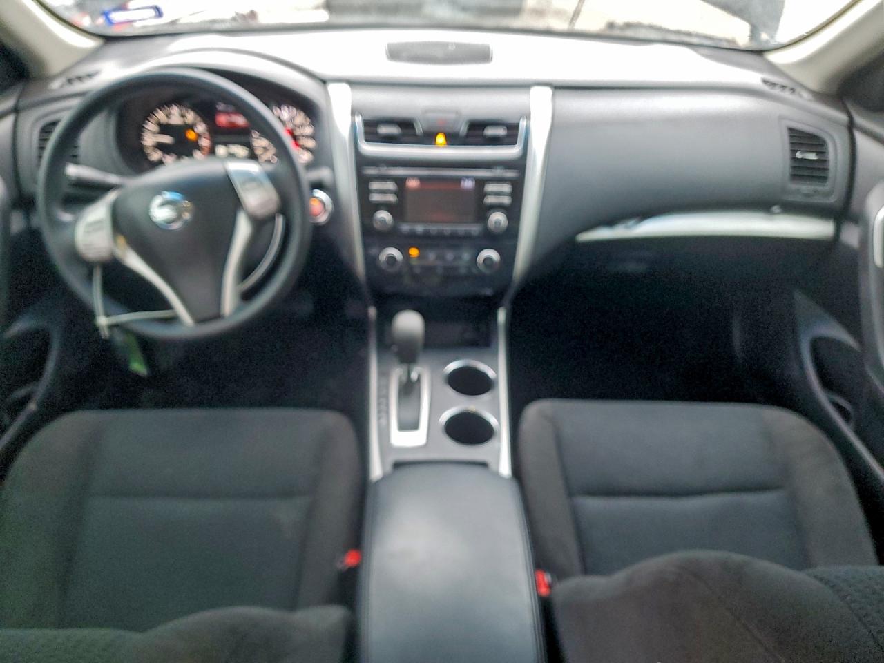 Nissan Altima 2.5 Image 3