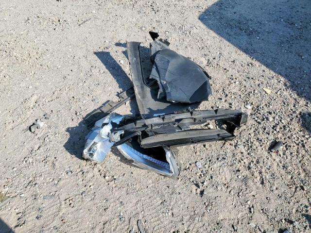 Ford Escape Titanium Image 12