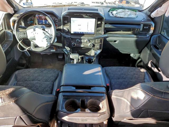 Ford F-150 Supercrew Image 13