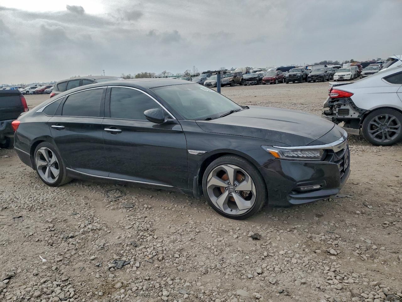 Honda Accord Touring Image 8