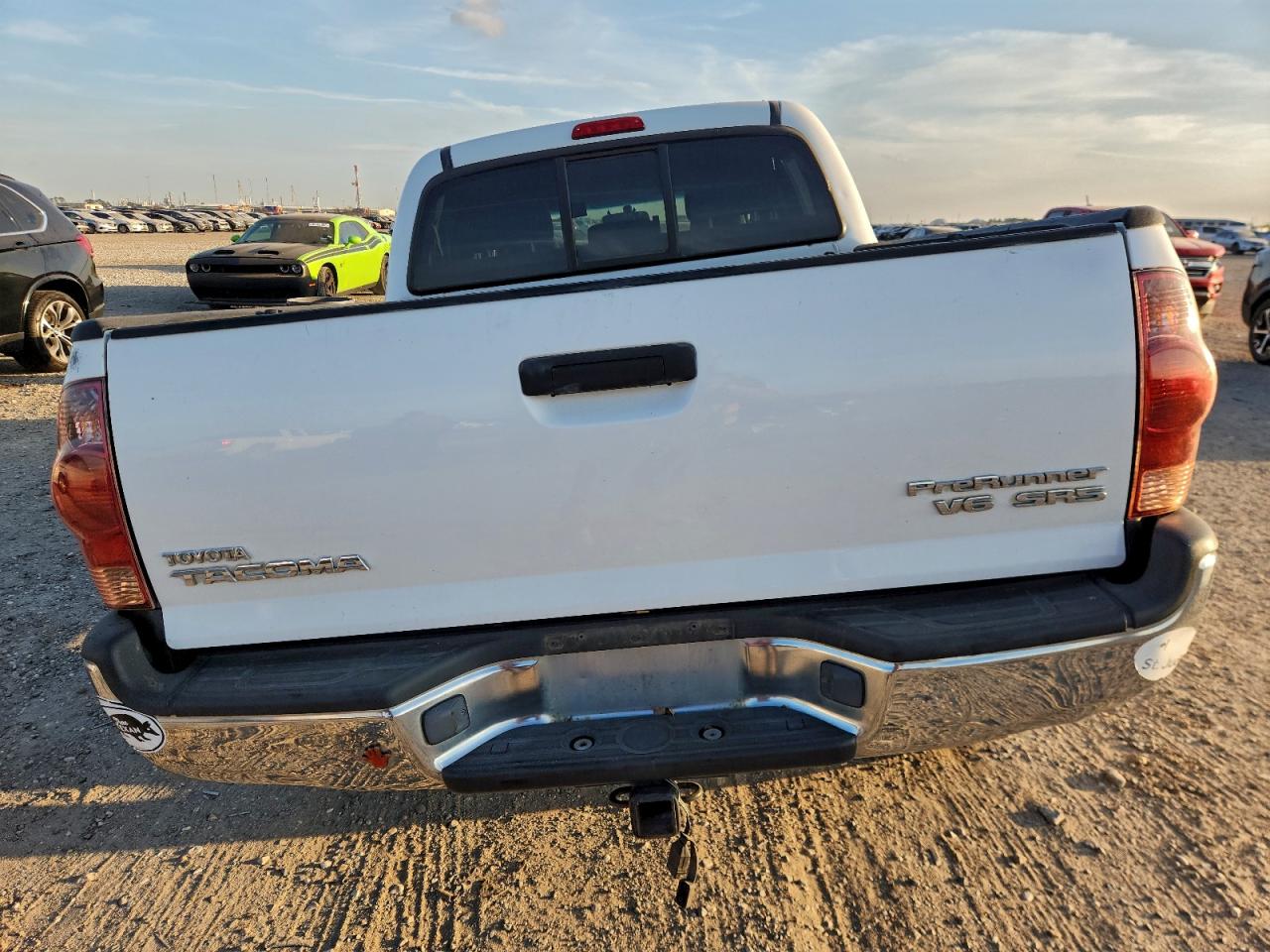 Toyota Tacoma Double Cab Prerunner Image 4