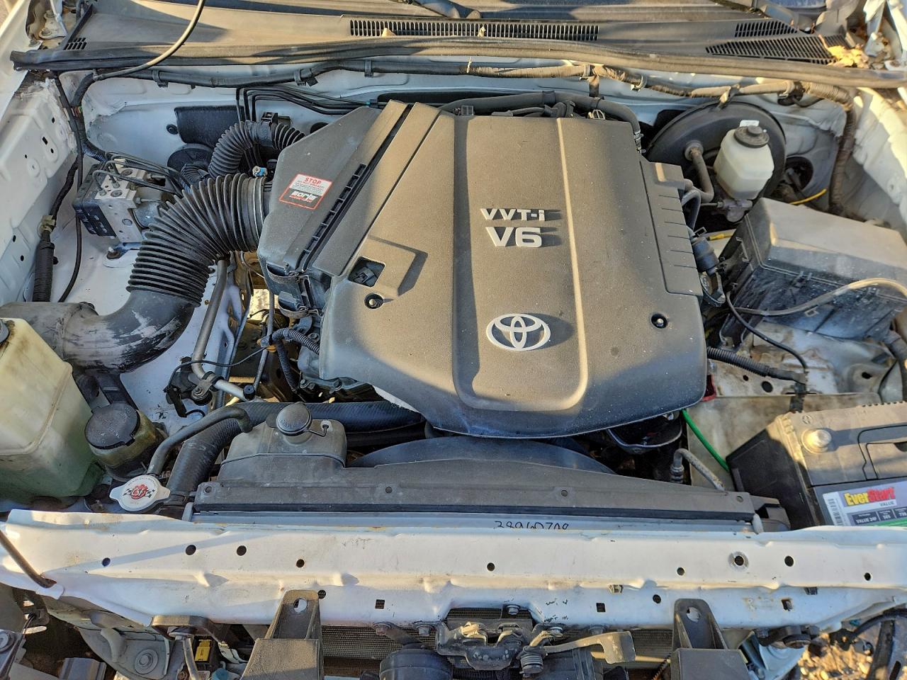 Toyota Tacoma Double Cab Prerunner Image 9